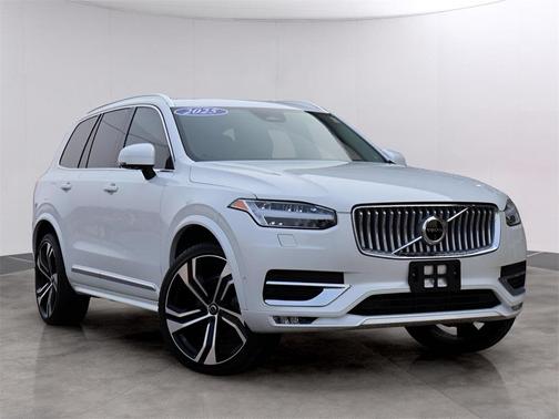 2025 Volvo XC90 B6 Ultra