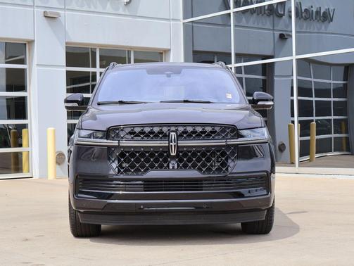 Starlight 2025 Lincoln Navigator Reserve