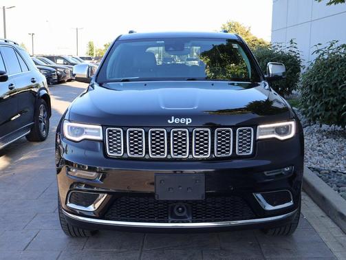 2019 Jeep Grand Cherokee Summit