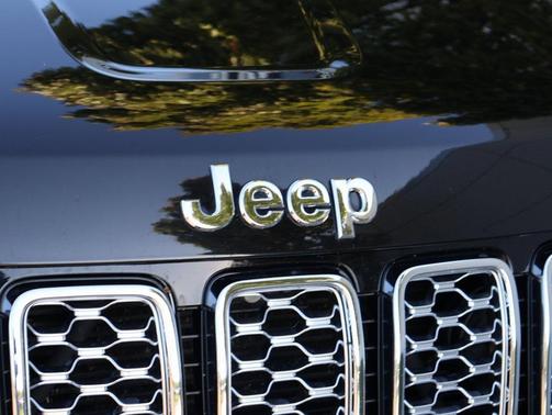 2019 Jeep Grand Cherokee Summit