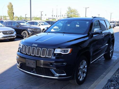 2019 Jeep Grand Cherokee Summit