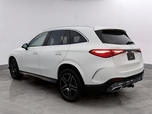 2026 Mercedes-Benz GLC 300 4MATIC