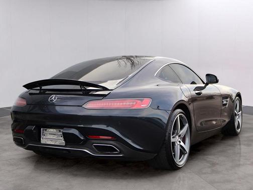 Magnetite Black Metallic 2016 Mercedes-Benz AMG GT S