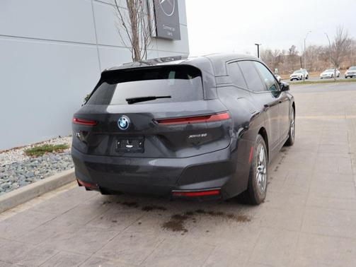 2022 BMW iX xDrive50