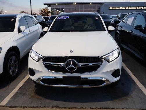 2025 Mercedes-Benz GLC 300 4MATIC