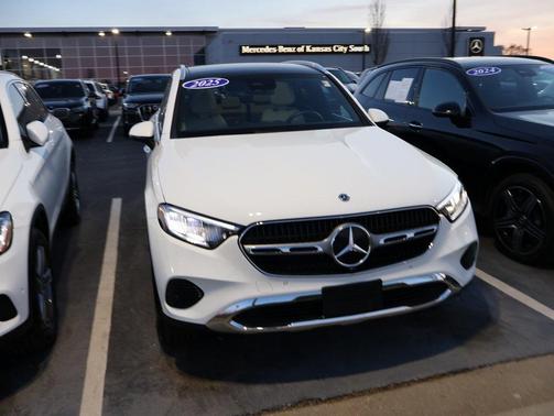 2025 Mercedes-Benz GLC 300 4MATIC
