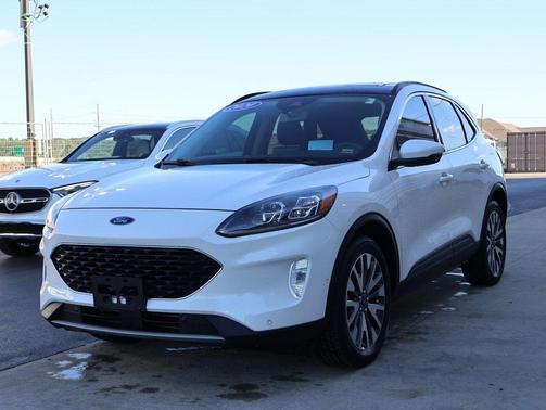 2020 Ford Escape Titanium