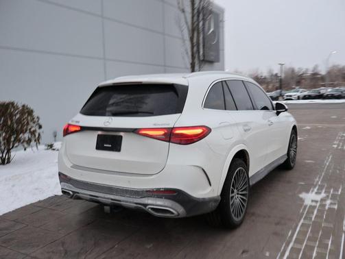 2025 Mercedes-Benz GLC 300 4MATIC