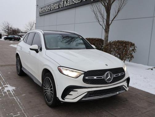2025 Mercedes-Benz GLC 300 4MATIC