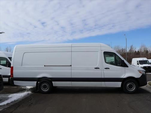 2025 Mercedes-Benz Sprinter 2500 High Roof
