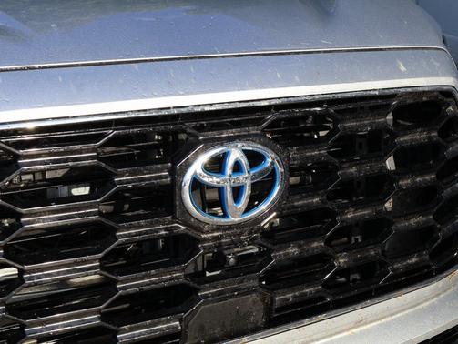 2023 Toyota Sequoia Platinum