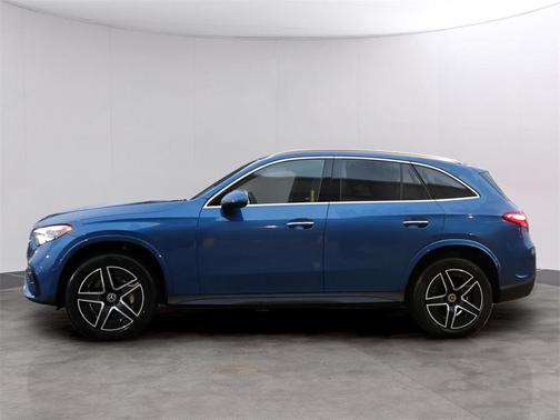 2026 Mercedes-Benz GLC 300 4MATIC