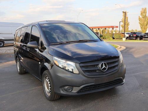 2019 Mercedes-Benz Metris Base