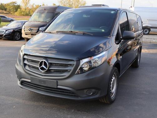 2019 Mercedes-Benz Metris Base
