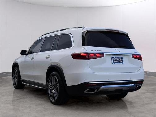 2025 Mercedes-Benz GLS 450 4MATIC