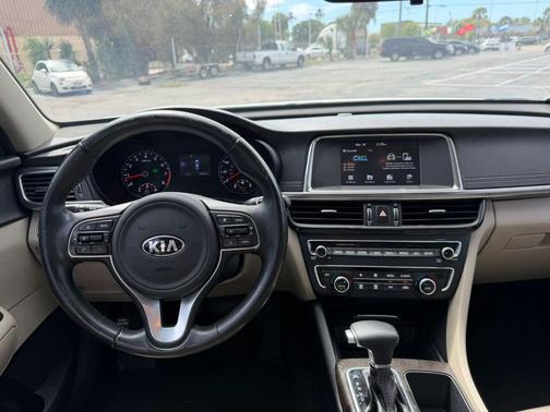 2018 Kia Optima EX