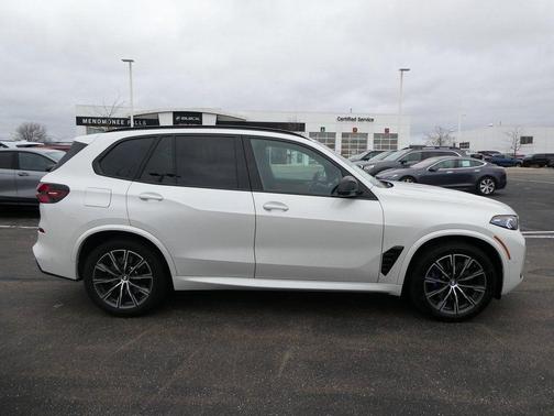 2026 BMW X5 M60i