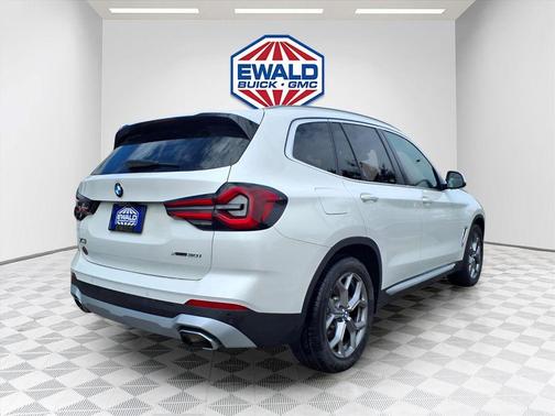 Alpine White 2024 BMW X3 xDrive30i