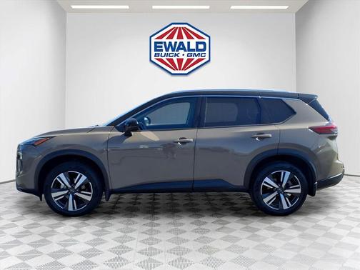 Dk Beige Blk 2024 Nissan Rogue SL