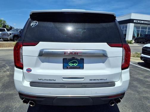 Summit White 2024 GMC Yukon Denali