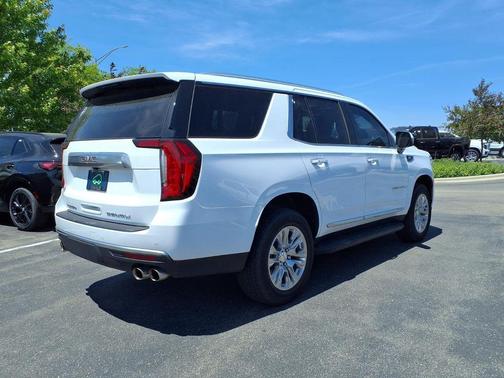 Summit White 2024 GMC Yukon Denali
