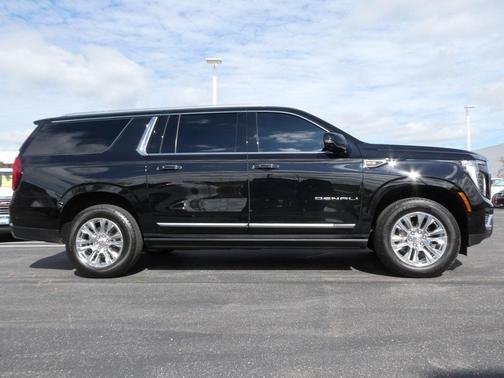 2025 GMC Yukon XL Denali