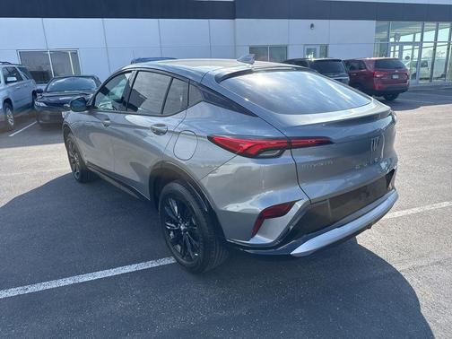 Moonstone Gray Metallic 2025 Buick Envista Sport Touring