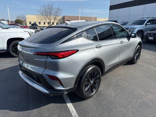 Moonstone Gray Metallic 2025 Buick Envista Sport Touring