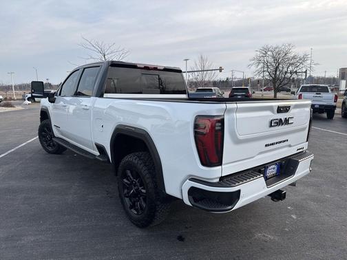 2025 GMC Sierra 3500 AT4