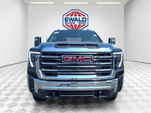 Onyx Black 2026 GMC Sierra 2500 SLE