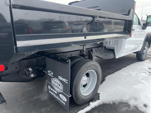 2026 GMC Sierra 3500 Pro