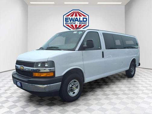 Summit White 2024 Chevrolet Express 3500 LT