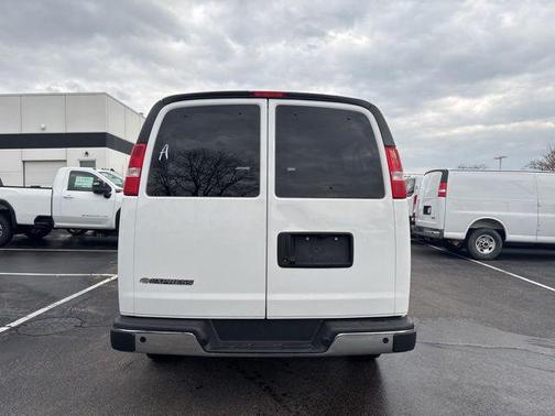 Summit White 2024 Chevrolet Express 3500 LT