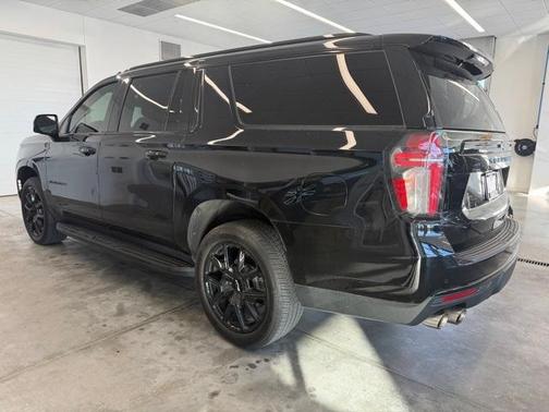 2024 Chevrolet Suburban RST