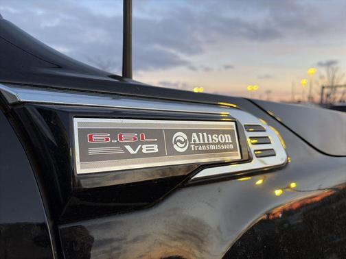Onyx Black 2025 GMC Sierra 2500 Pro