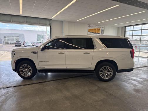 Summit White 2025 GMC Yukon XL Denali