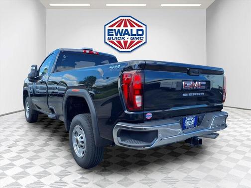 Onyx Black 2025 GMC Sierra 2500 Pro
