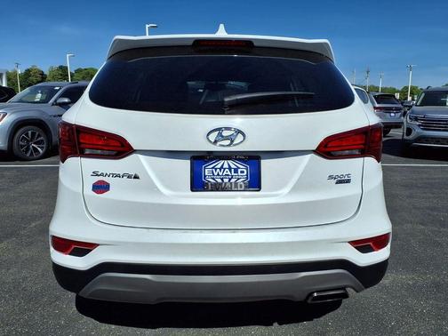 Frost White Pearl 2017 Hyundai Santa Fe Sport 2.4L