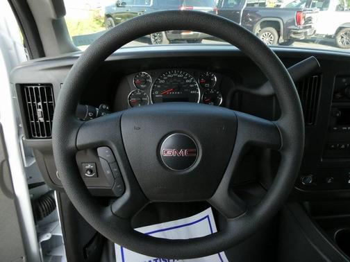 2025 GMC Savana 2500 Work Van
