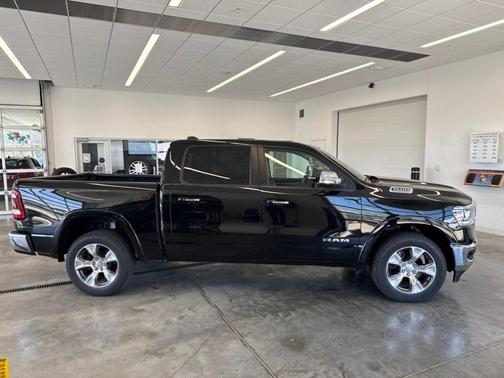 Diamond Black 2021 RAM 1500 Laramie