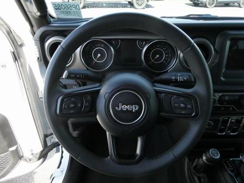 2023 Jeep Gladiator Sport