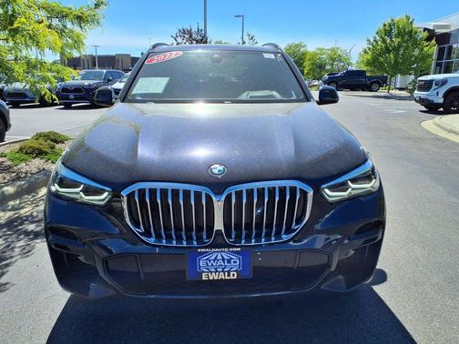 Carbon Black Metallic 2022 BMW X5 xDrive40i