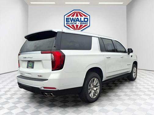 Summit White 2026 GMC Yukon XL Denali