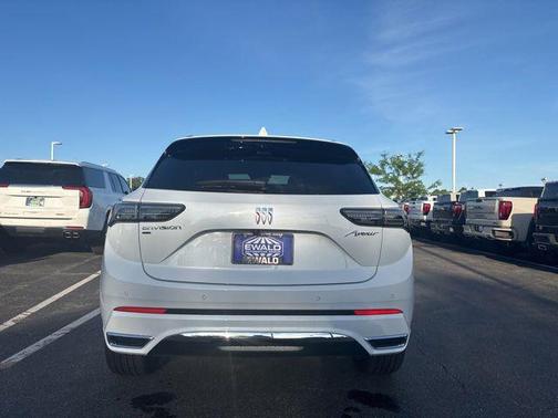 White Tri-Coat 2026 Buick Envision Avenir