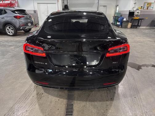 2018 Tesla Model S 75D