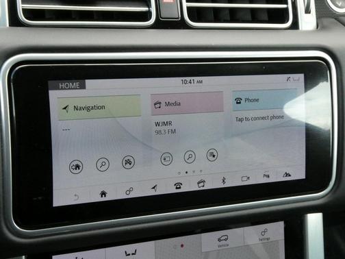 2020 Land Rover Range Rover P525 HSE LWB