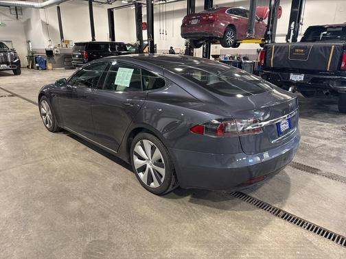 2021 Tesla Model S Long Range