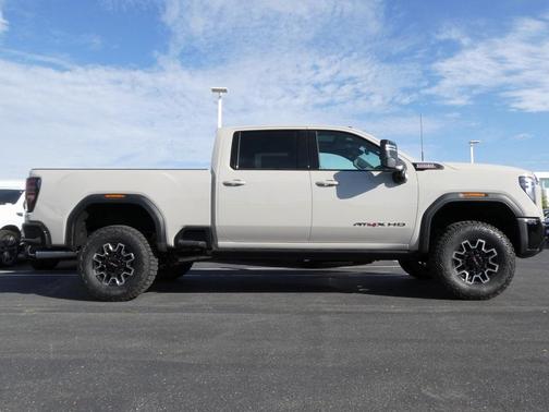 2026 GMC Sierra 2500 AT4X