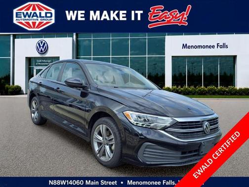 Deep Black Pearl Effect 2024 Volkswagen Jetta 1.5T SE