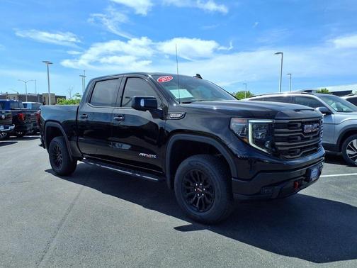 Onyx Black 2022 GMC Sierra 1500 AT4X